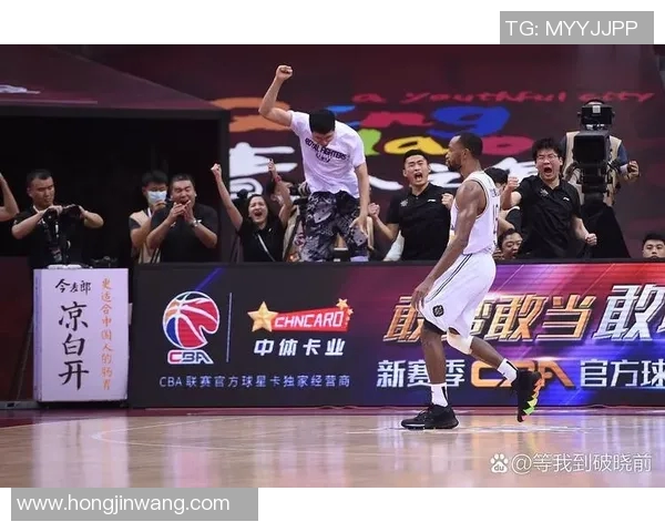 NBA季后赛资格争夺战激烈进行各队争相拼搏力争晋级荣耀之路